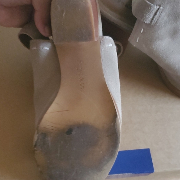 FRYE & CO Elegant Tan Women's Shoes - Picture 4 of 11